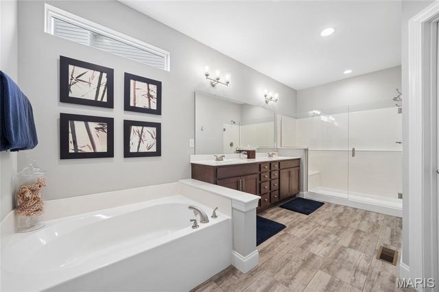 16900 Red Dragon Place, Wildwood, MO 63011