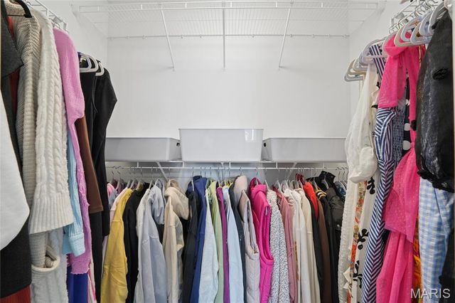 16900 Red Dragon Place, Wildwood, MO 63011