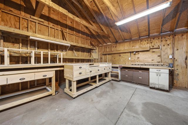 14009 Arnold Street, Redford, MI 48239