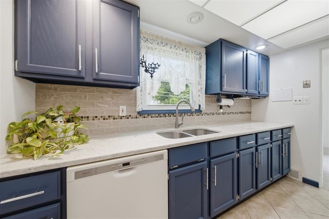 14009 Arnold Street, Redford, MI 48239