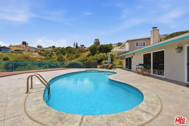 27138 E Diamondhead Lane, Rancho Palos Verdes, CA 90275