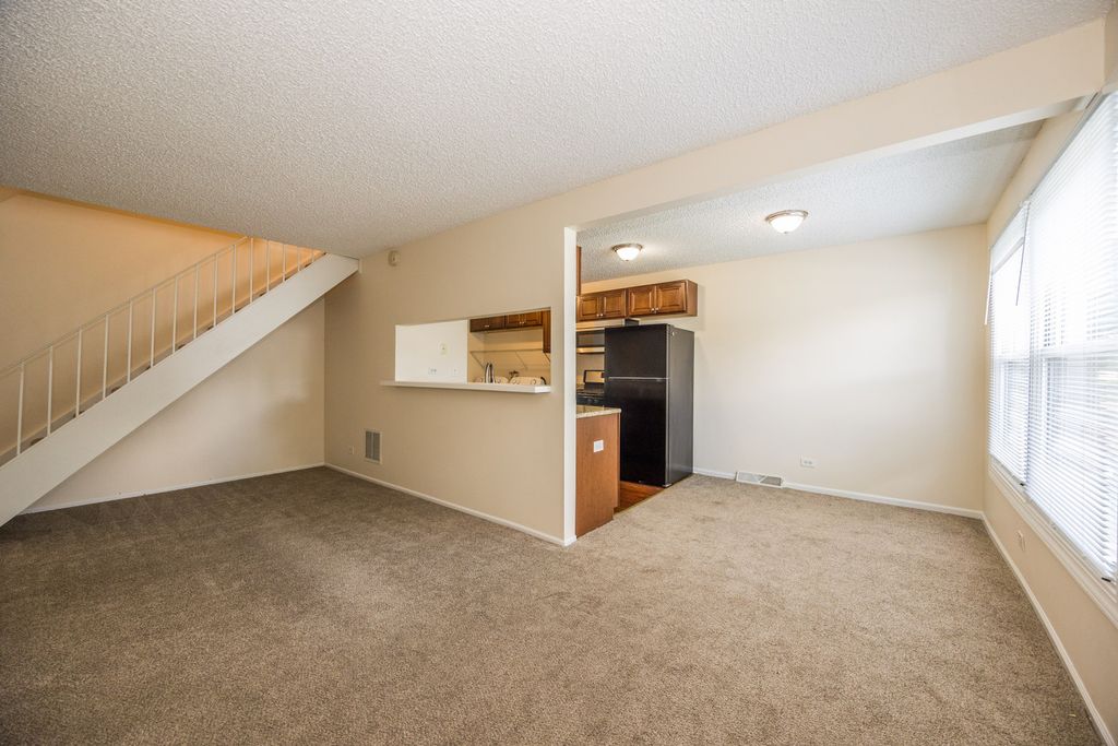 1257 Pearl Avenue C, Glendale Heights, IL 60139 — photo 5
