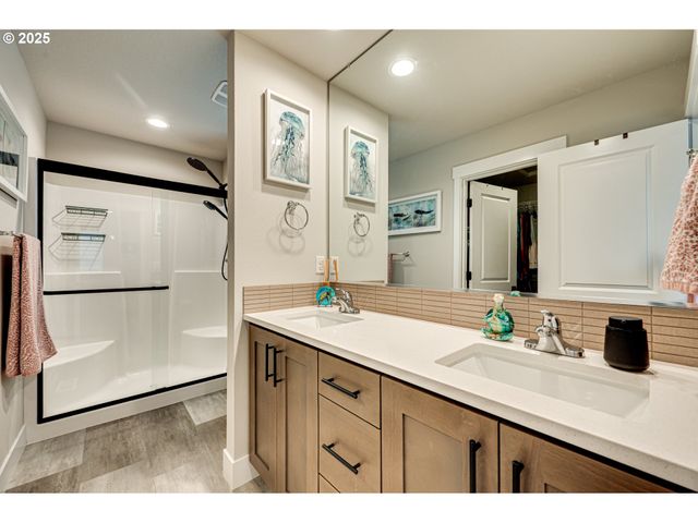 13311 Ne 84TH St, Vancouver, WA 98682