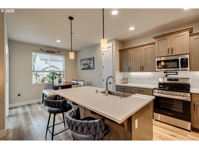 13311 Ne 84TH St, Vancouver, WA 98682