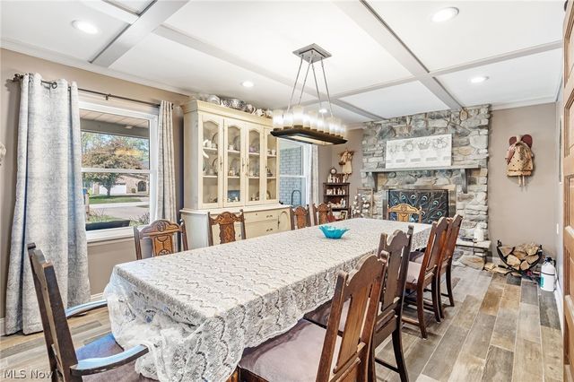 690 Deerwood Drive, Tallmadge, OH 44278