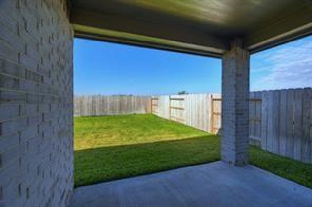 20019 Epirus Shores Drive, Hockley, TX 77447