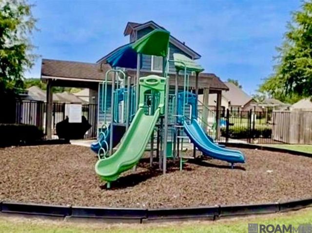 17599 Golden Eagle Dr, Prairieville, LA 70769