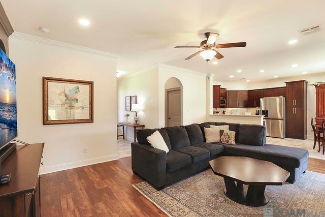 17599 Golden Eagle Dr, Prairieville, LA 70769