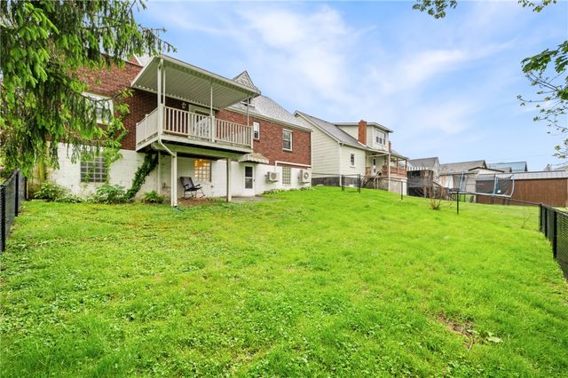 1351 Strawn Ave, New Kensington, PA 15068