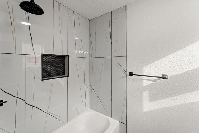 3405 Woodbridge Drive, Forest Hill, TX 76140