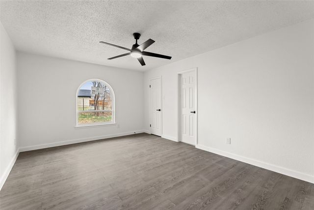 3405 Woodbridge Drive, Forest Hill, TX 76140