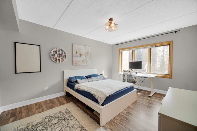 1636 Ashland Avenue 209, Des Plaines, IL 60016