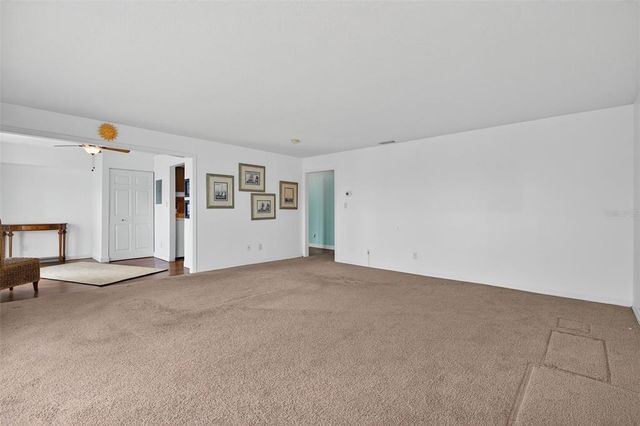 4720 COQUINA KEY DRIVE SE C, St Petersburg, FL 33705