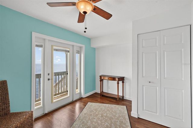 4720 COQUINA KEY DRIVE SE C, St Petersburg, FL 33705