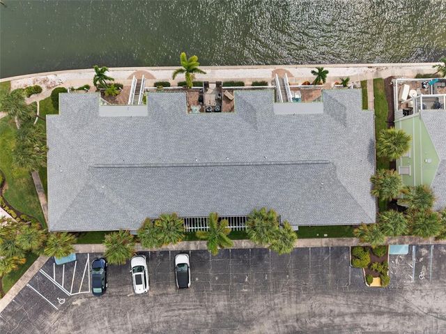 4720 COQUINA KEY DRIVE SE C, St Petersburg, FL 33705
