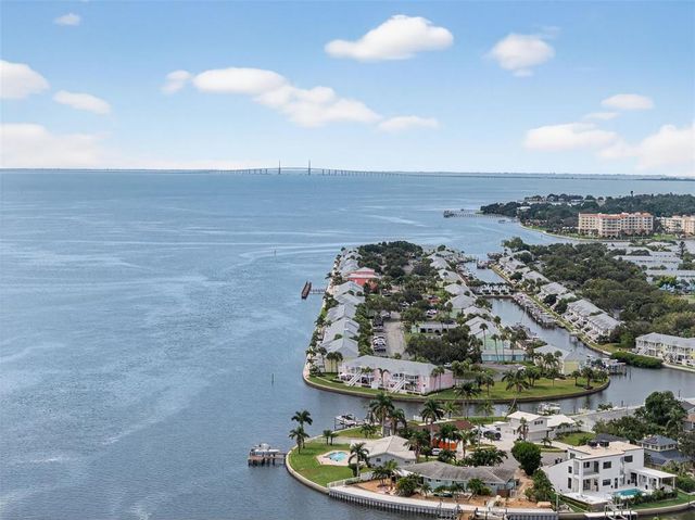 4720 COQUINA KEY DRIVE SE C, St Petersburg, FL 33705