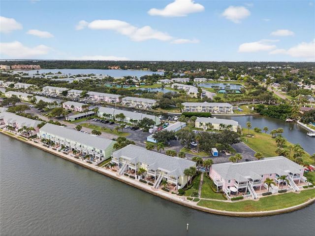 4720 COQUINA KEY DRIVE SE C, St Petersburg, FL 33705