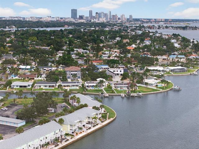 4720 COQUINA KEY DRIVE SE C, St Petersburg, FL 33705