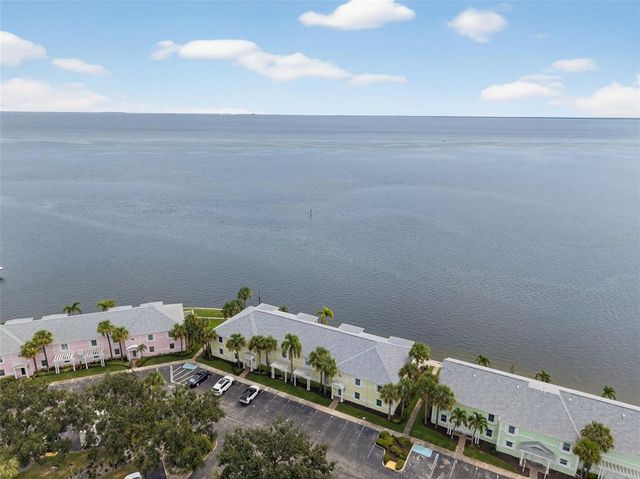 4720 COQUINA KEY DRIVE SE C, St Petersburg, FL 33705