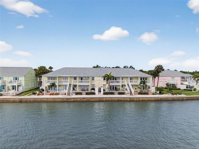 4720 COQUINA KEY DRIVE SE C, St Petersburg, FL 33705