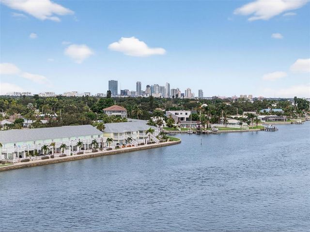 4720 COQUINA KEY DRIVE SE C, St Petersburg, FL 33705