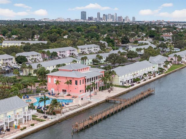 4720 COQUINA KEY DRIVE SE C, St Petersburg, FL 33705