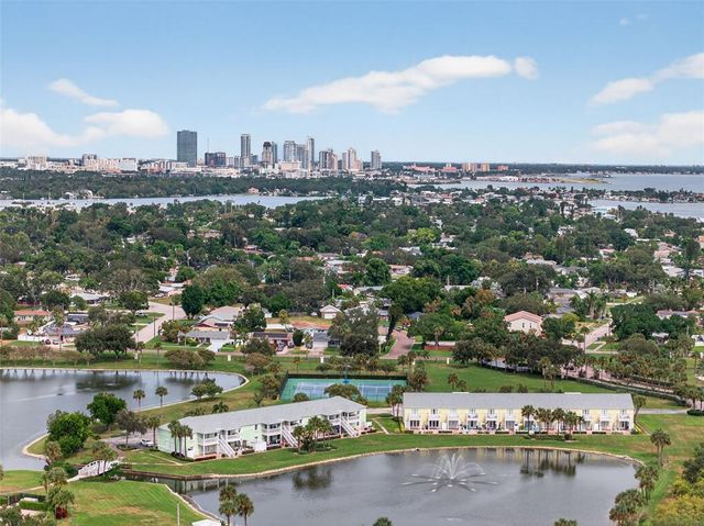 4720 COQUINA KEY DRIVE SE C, St Petersburg, FL 33705