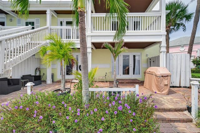 4720 COQUINA KEY DRIVE SE C, St Petersburg, FL 33705