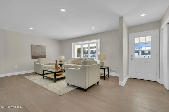 568 Flock Road, Hamilton Square, NJ 08690