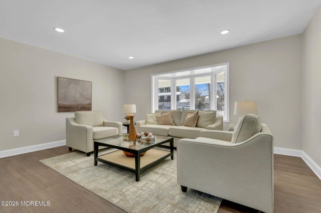 568 Flock Road, Hamilton Square, NJ 08690