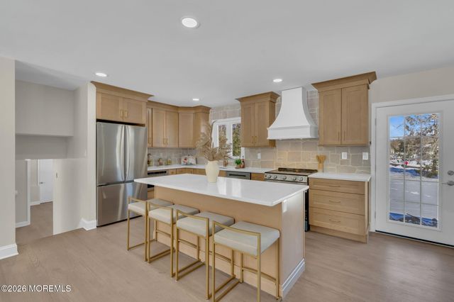 568 Flock Road, Hamilton Square, NJ 08690