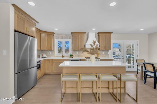 568 Flock Road, Hamilton Square, NJ 08690