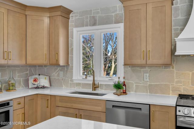 568 Flock Road, Hamilton Square, NJ 08690