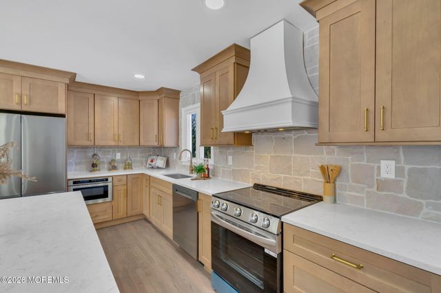 568 Flock Road, Hamilton Square, NJ 08690