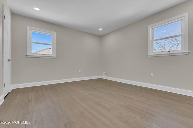 568 Flock Road, Hamilton Square, NJ 08690