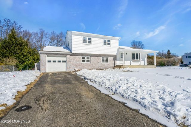 568 Flock Road, Hamilton Square, NJ 08690
