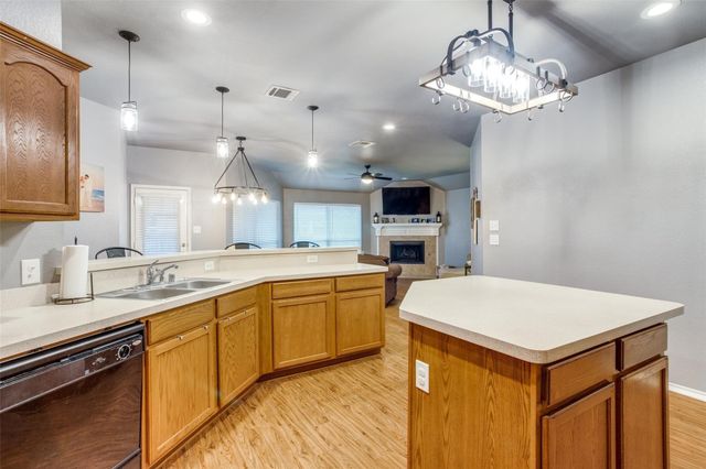 9800 Old Field Drive, Mckinney, TX 75072