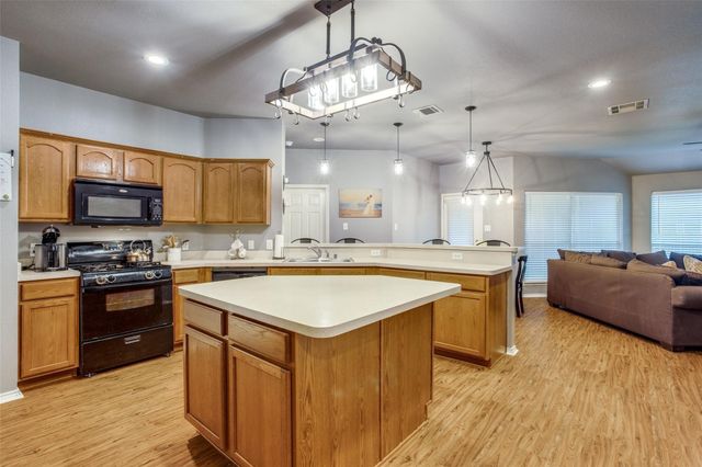 9800 Old Field Drive, Mckinney, TX 75072