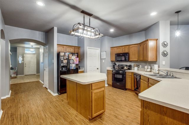 9800 Old Field Drive, Mckinney, TX 75072