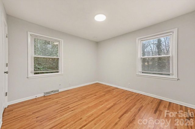 427 Whispering Pines Drive, Charlotte, NC 28217