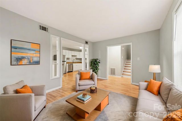 427 Whispering Pines Drive, Charlotte, NC 28217