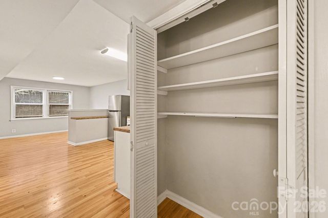 427 Whispering Pines Drive, Charlotte, NC 28217