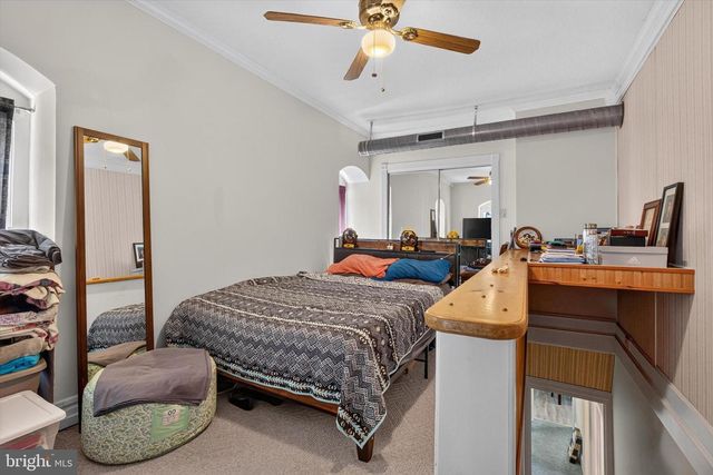 300 E MAIN ST, Dallastown, PA 17313