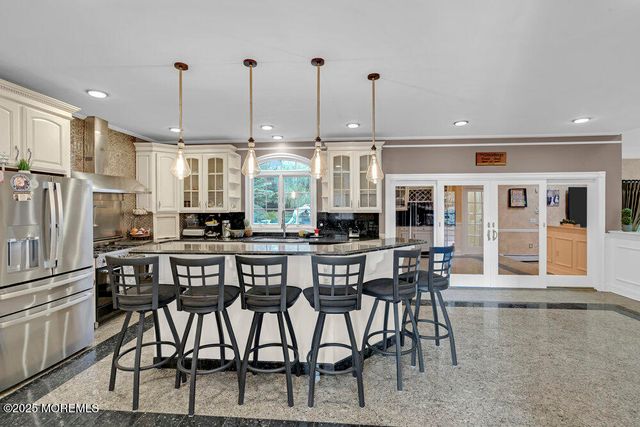 176 Oakland Mills Road, Manalapan, NJ 07726
