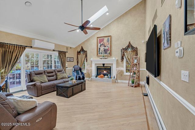 176 Oakland Mills Road, Manalapan, NJ 07726