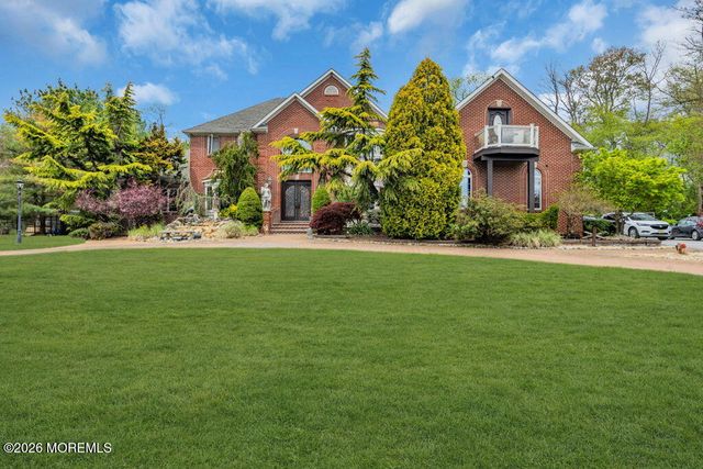 176 Oakland Mills Road, Manalapan, NJ 07726