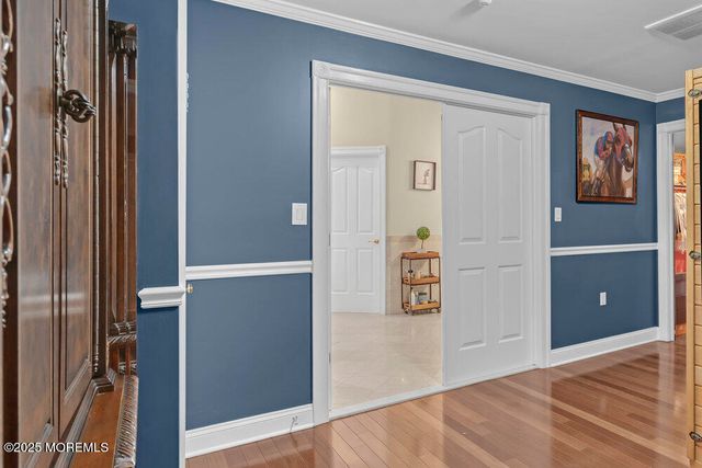 176 Oakland Mills Road, Manalapan, NJ 07726