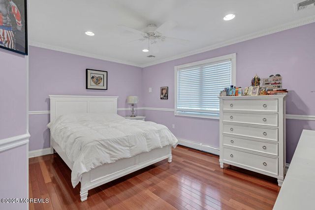 176 Oakland Mills Road, Manalapan, NJ 07726