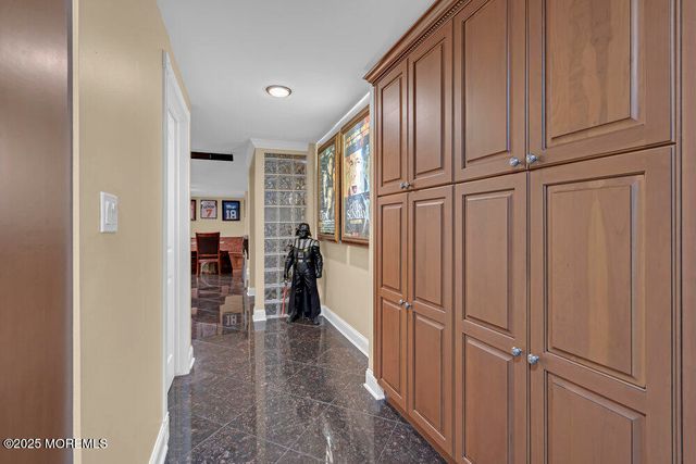 176 Oakland Mills Road, Manalapan, NJ 07726