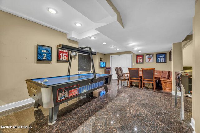 176 Oakland Mills Road, Manalapan, NJ 07726
